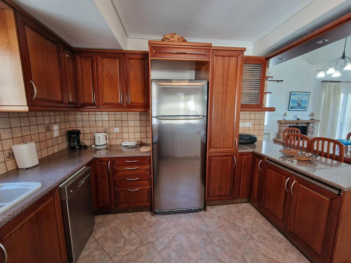 Villa Liana : Luxury Villa With Fantastic Sea View, Near Airport Pórto Ráfti Exterior photo