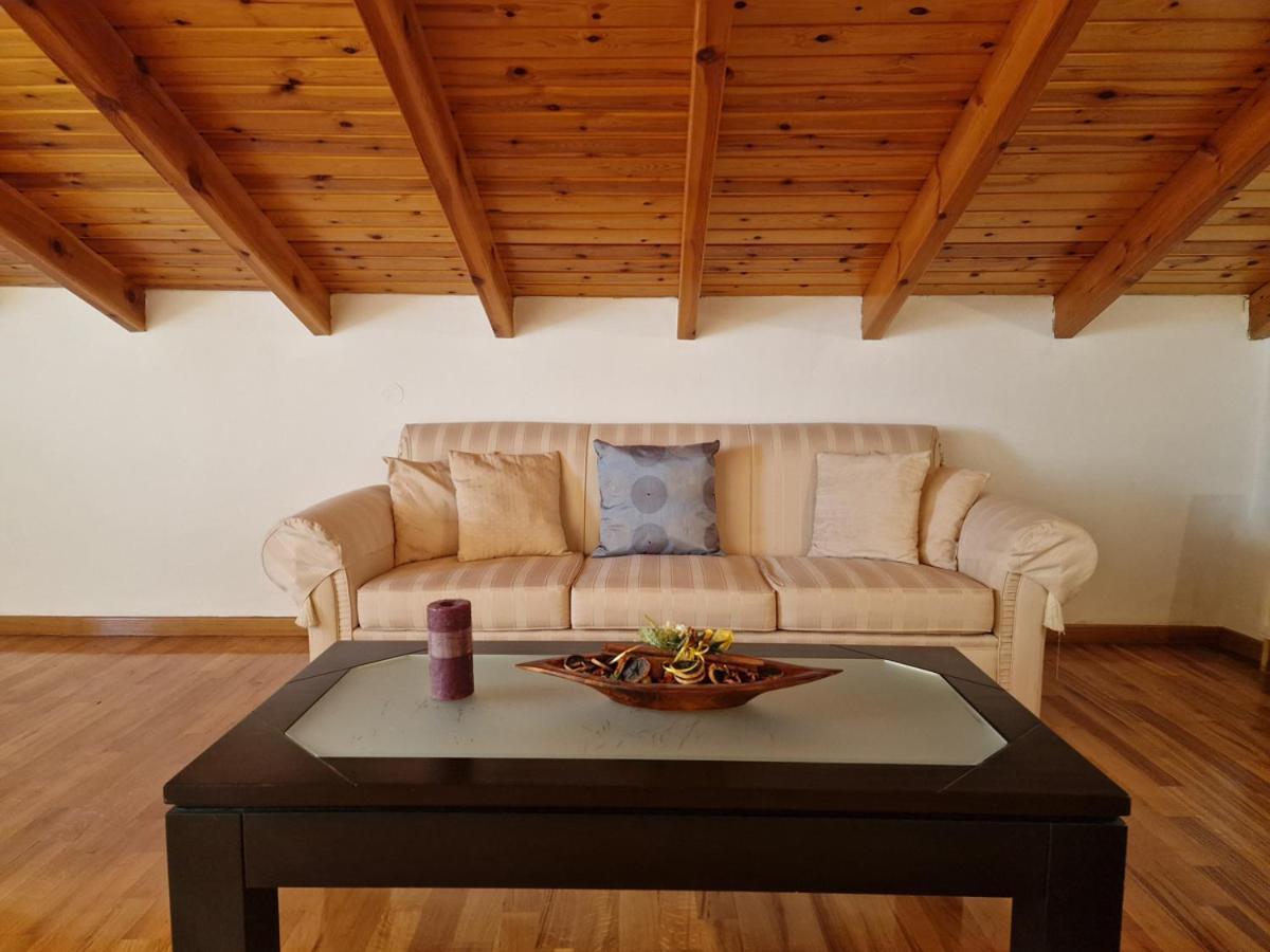 Villa Liana : Luxury Villa With Fantastic Sea View, Near Airport Pórto Ráfti Exterior photo